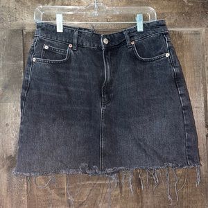 Barely worn! Frayed dark denim skirt